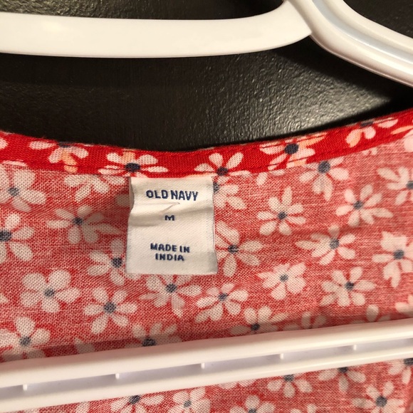 Floral Top - Picture 4 of 4